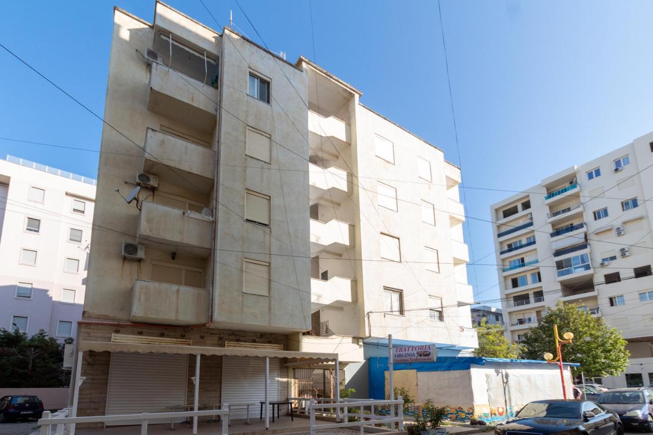 1 Bedroom Apartment With Fast Internet And Sea View Balcony In Durrës Kültér fotó